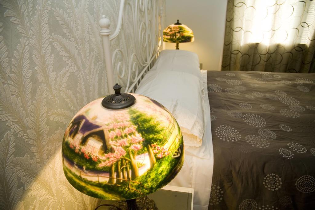 Bed and Breakfast Serenity Burnaby Zewnętrze zdjęcie